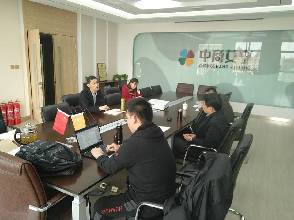 尾萼薔薇.jpg 尾萼薔薇.jpg